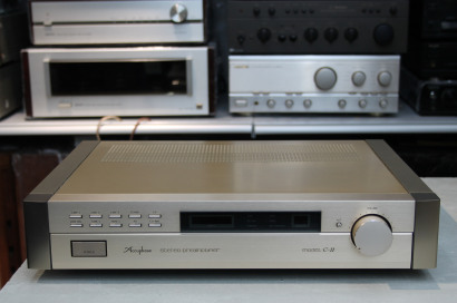 Accuphase C 11