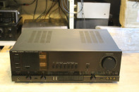 Luxman LV 105