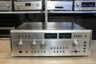 Accuphase E 303