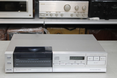 Philips CD 303