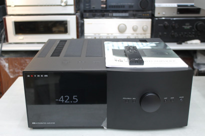 Anthem STR Integrated Amplifier black
